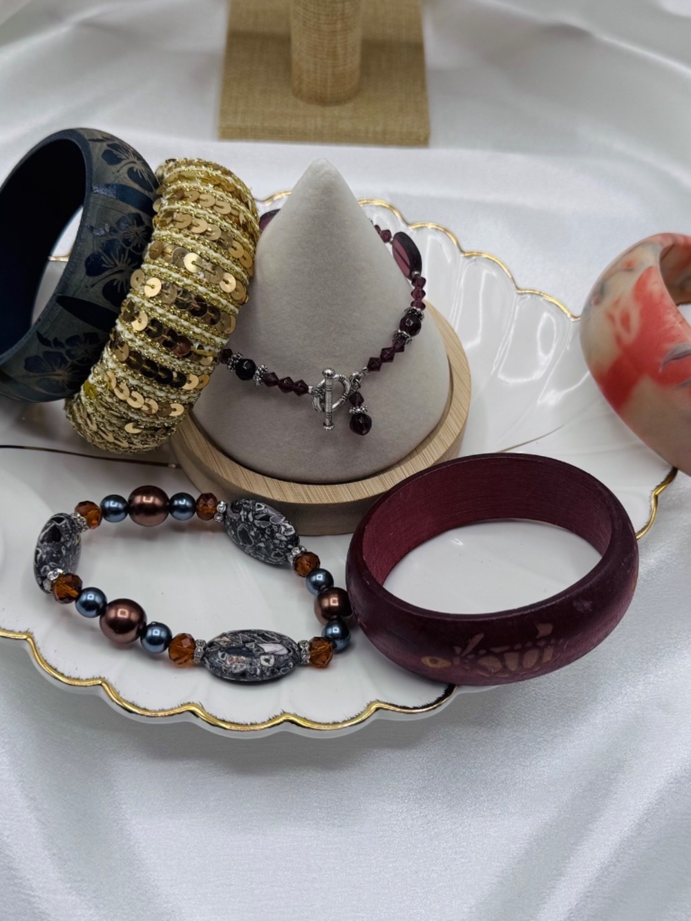 Vintage Mixed Bracelet Lot Resin Bangle Beaded Stretch 8 Bracelets Boho - Picture 6 of 10